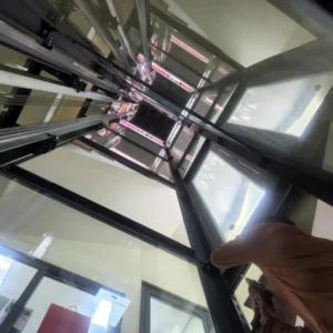 Lắp đặt vách kính cường lực thang máy | Nhôm kính Tấn Cường